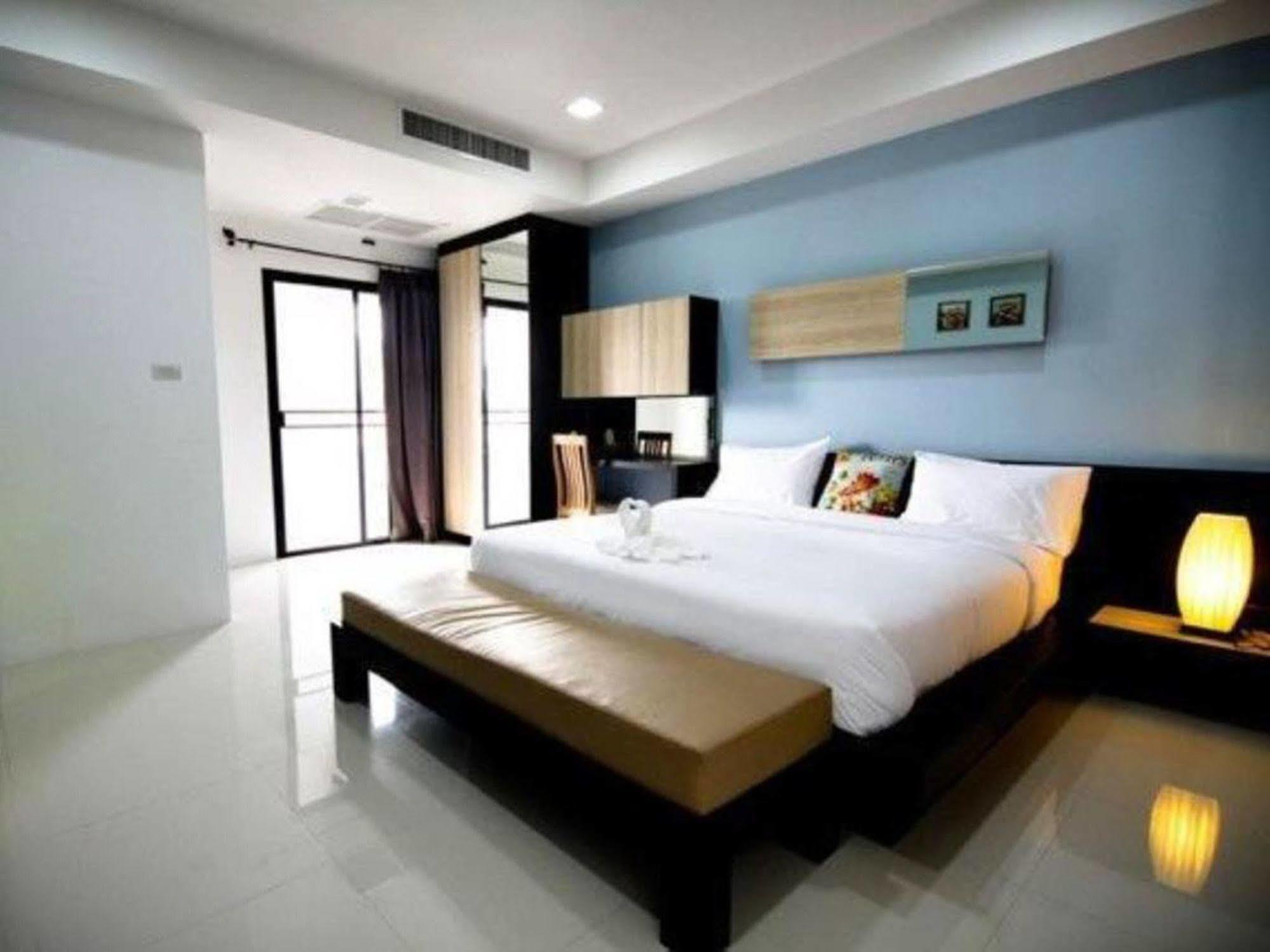 S5 Residence And Cafe Chalong Dış mekan fotoğraf
