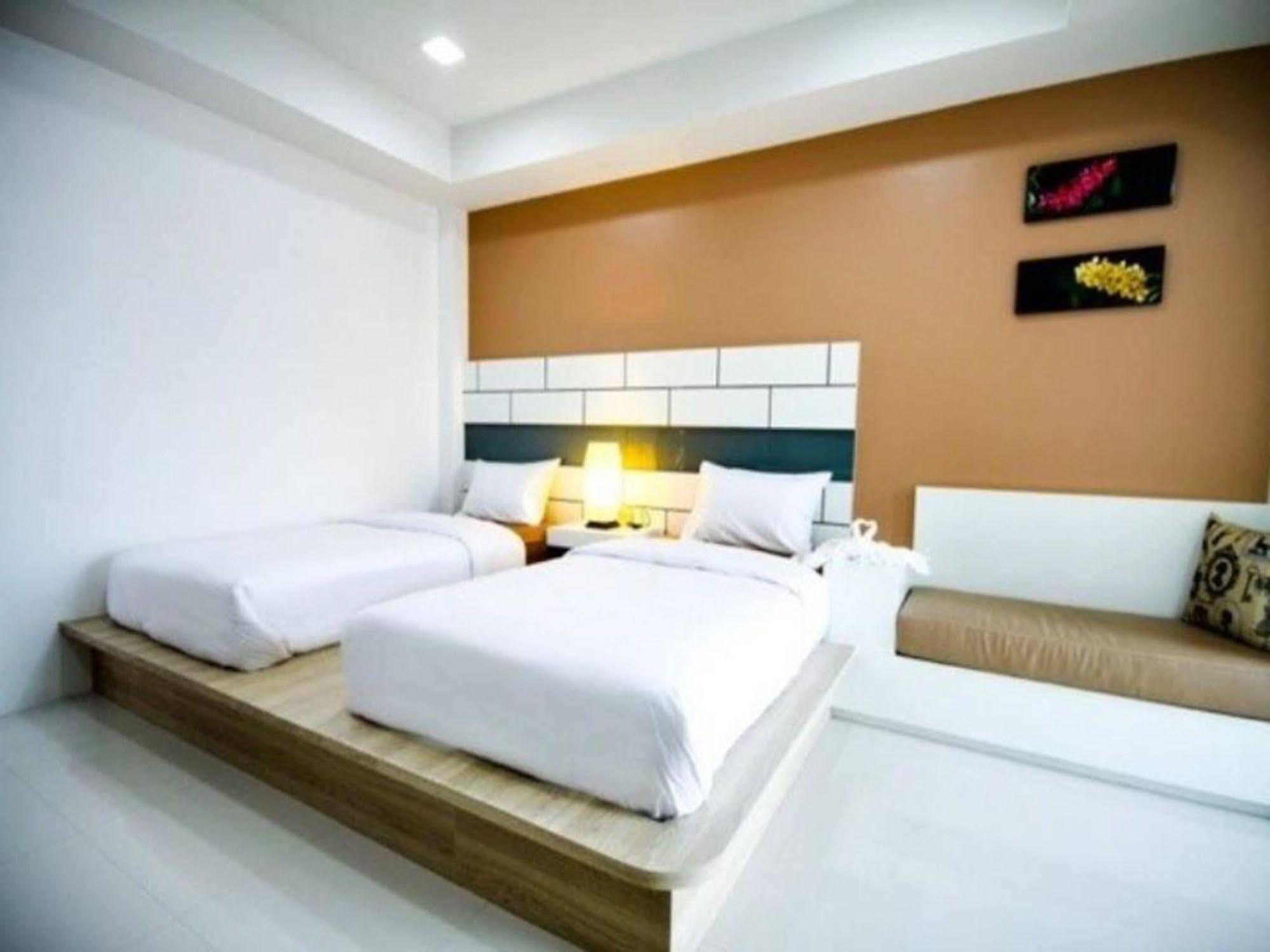 S5 Residence And Cafe Chalong Dış mekan fotoğraf